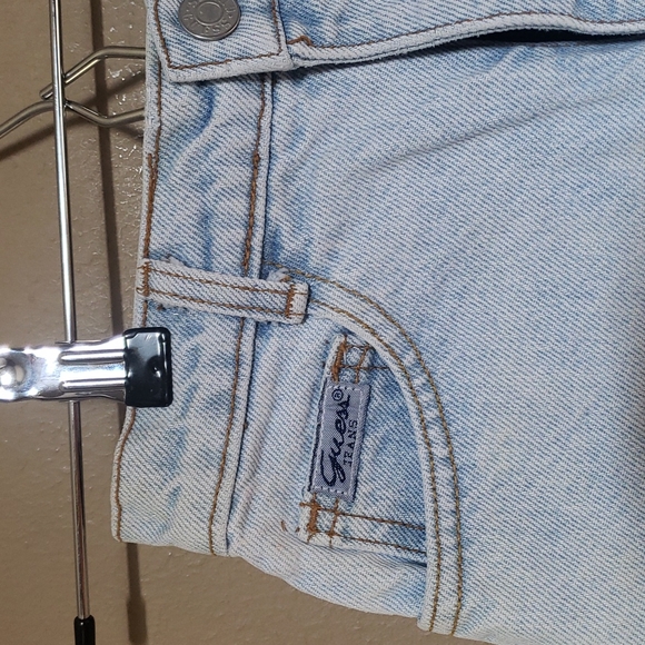Vintage Girl's Guess Y2K Denim Cuffed Shorts - Picture 5 of 9